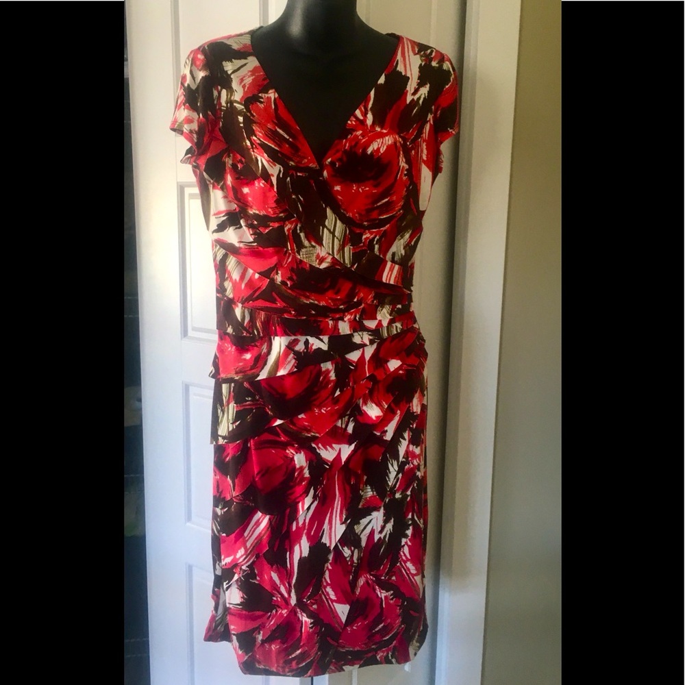 🌾 Rosy V neck dress